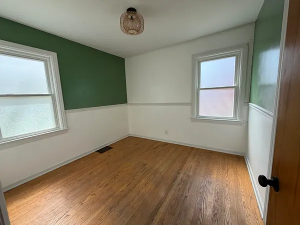 $310,000 | 1436 Linwood Street Southeast, Grand Rapids, MI 49507