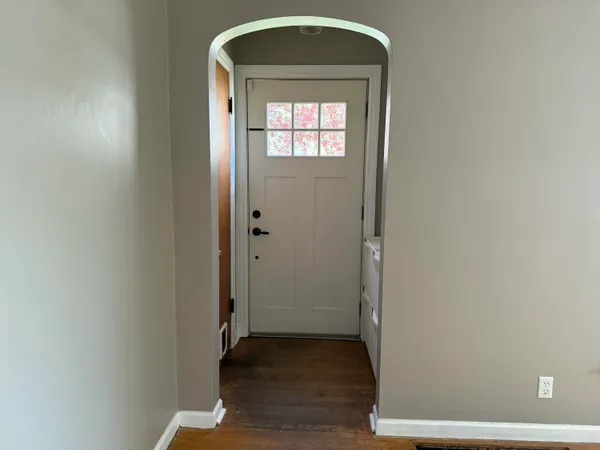 $310,000 | 1436 Linwood Street Southeast, Grand Rapids, MI 49507