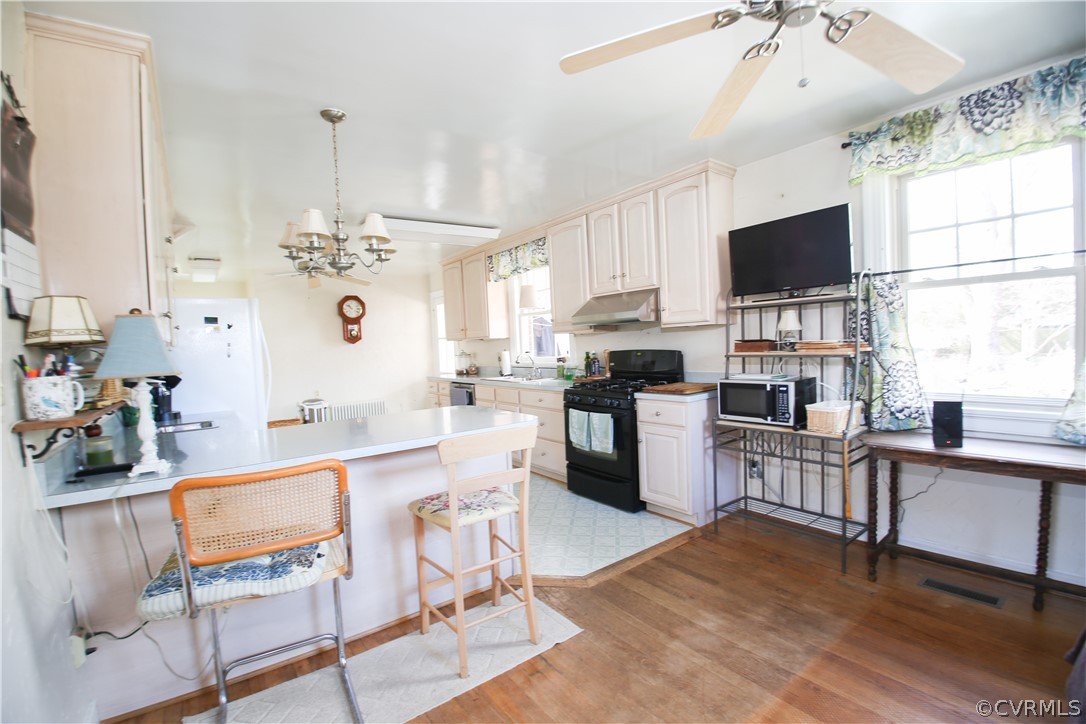 6024 Bonneau Road Richmond, VA 23227 - Photo 7 of 36 Gallery Image 7