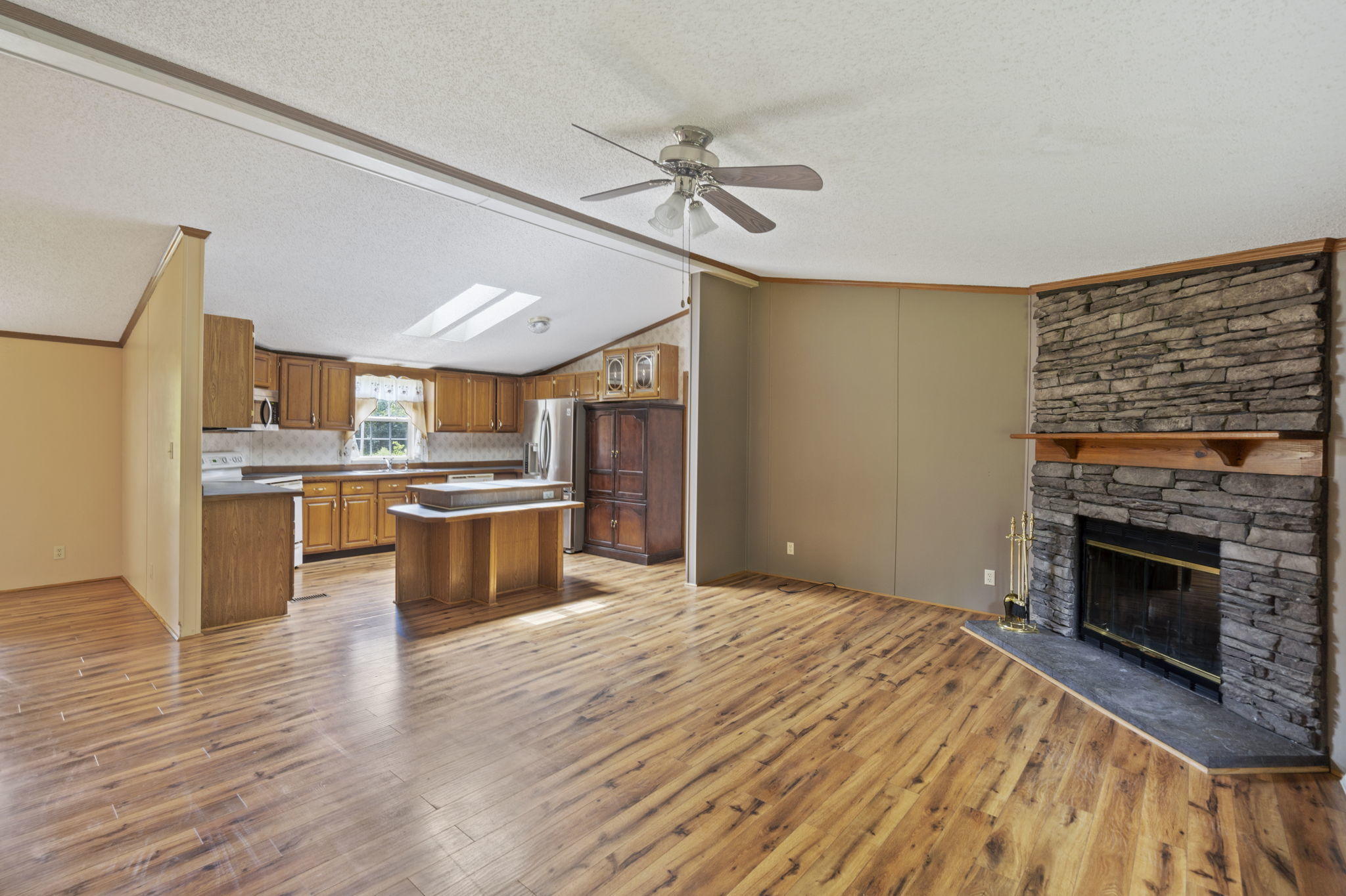 627 Lillard Road Benton, TN 37307 - Photo 10 of 30 DSC00512