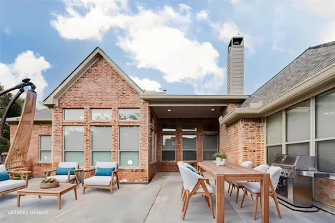 $900,000 | 1110 Lake Grayson Drive, Katy, TX 77494