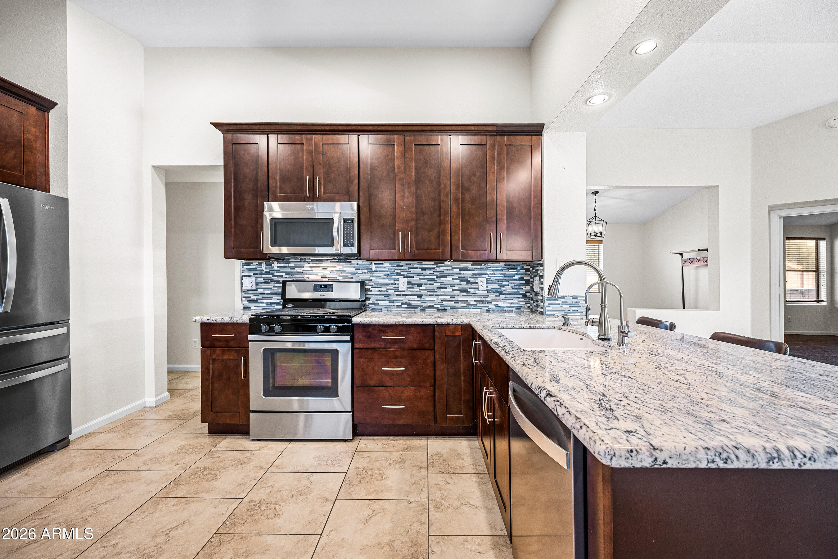 3427 East Marco Polo Road Phoenix, AZ 85050 - Photo 11 of 31 11-3427EMPR-ocupix-