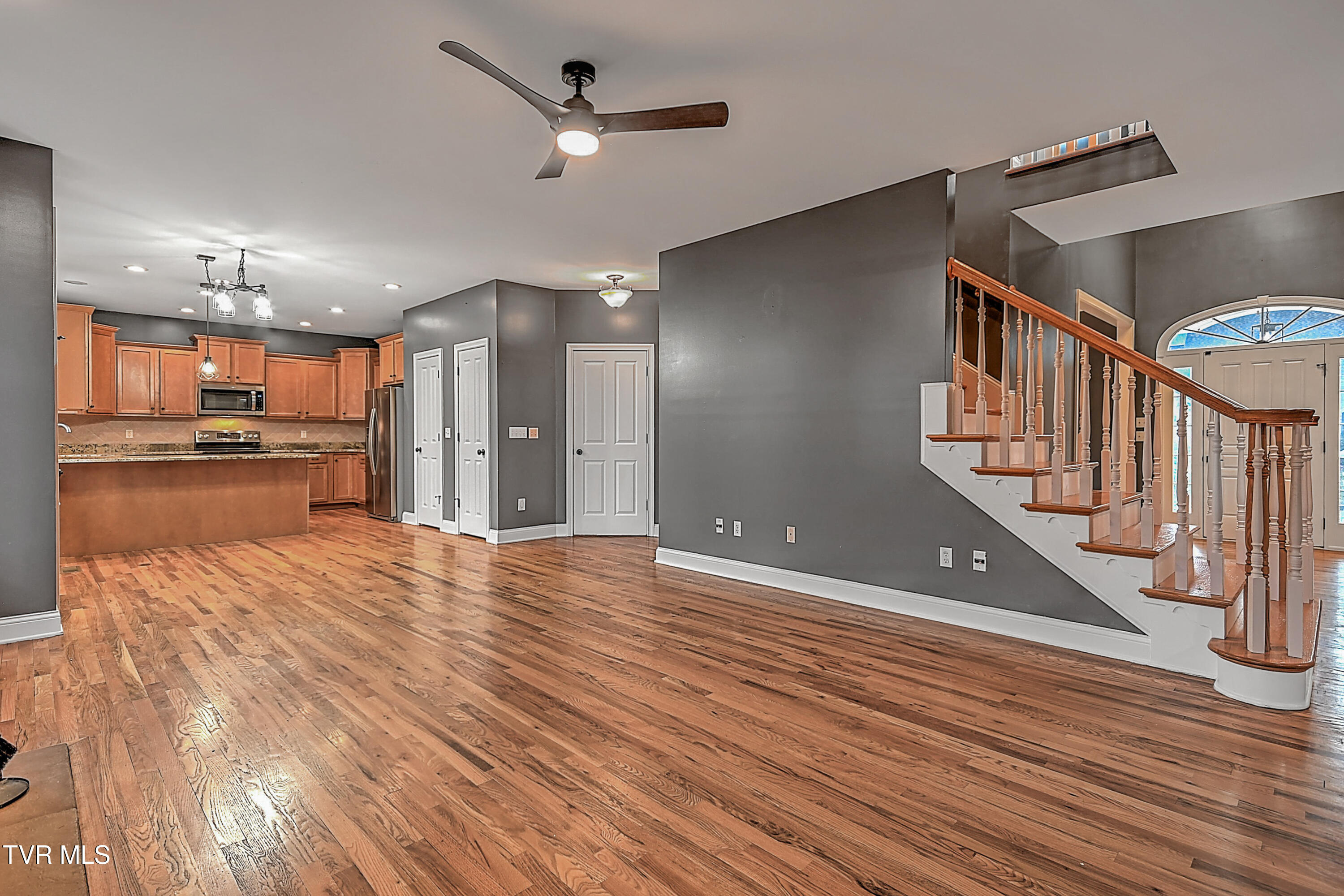 136 Queensgate Bristol, TN 37620 - Photo 21 of 60 136 Queensgate LH-21