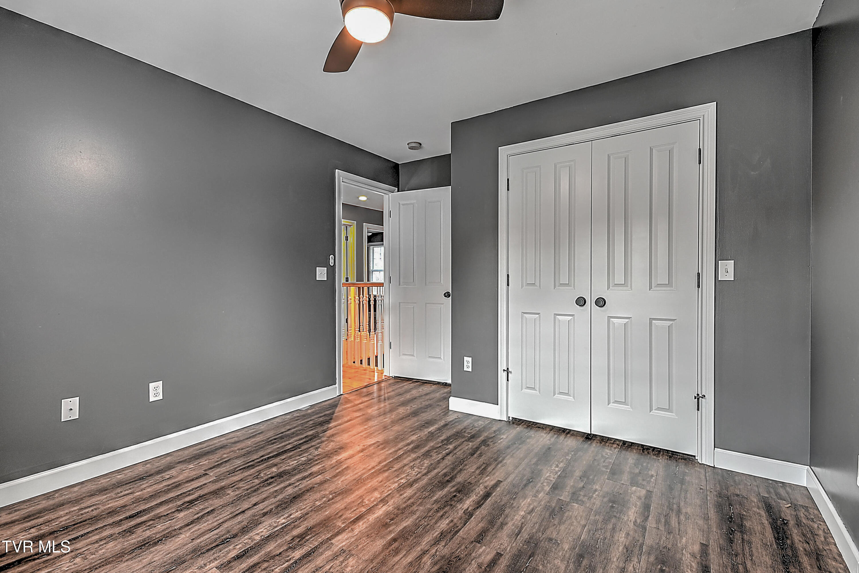 136 Queensgate Bristol, TN 37620 - Photo 51 of 60 136 Queensgate LH-51