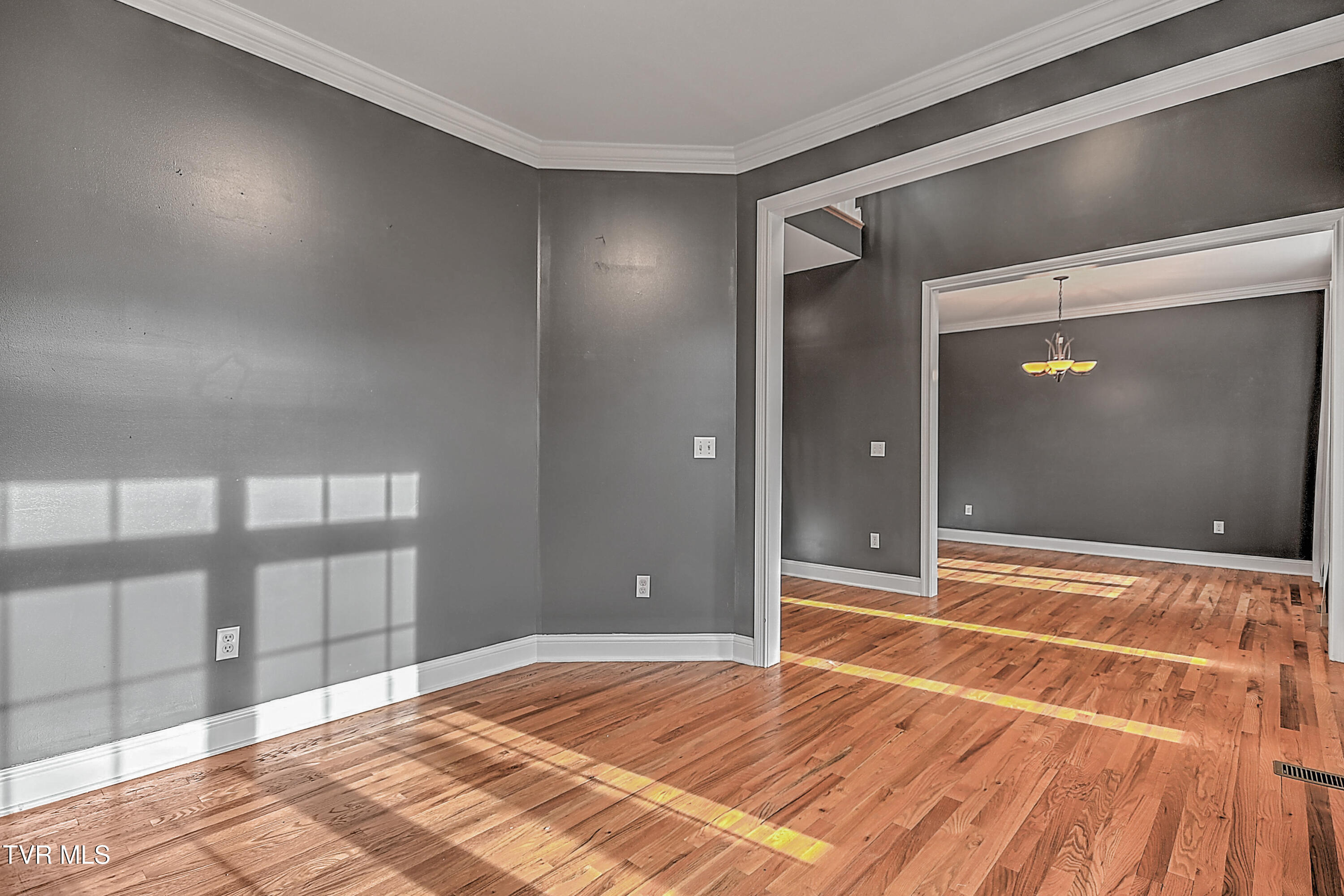 136 Queensgate Bristol, TN 37620 - Photo 10 of 60 136 Queensgate LH-10