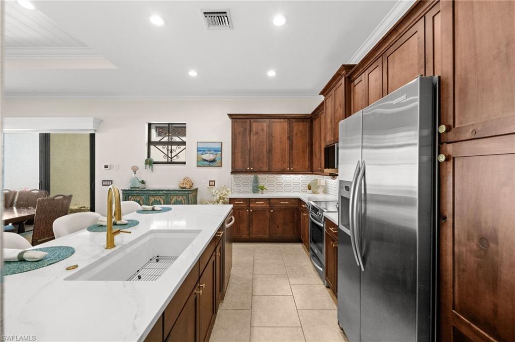 8000 Cordoba Place Naples, FL 34113 - Photo 9 of 40