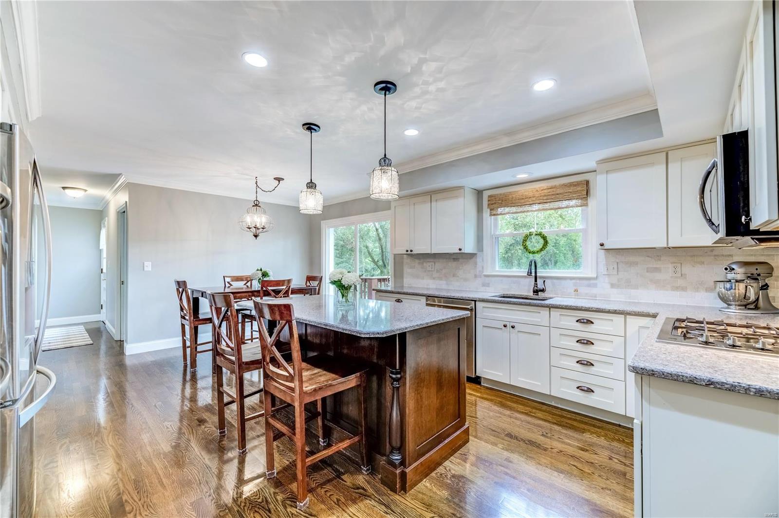 12175 Point Oak Road Des Peres, MO 63131 - Photo 10 of 29 Gallery Image 10