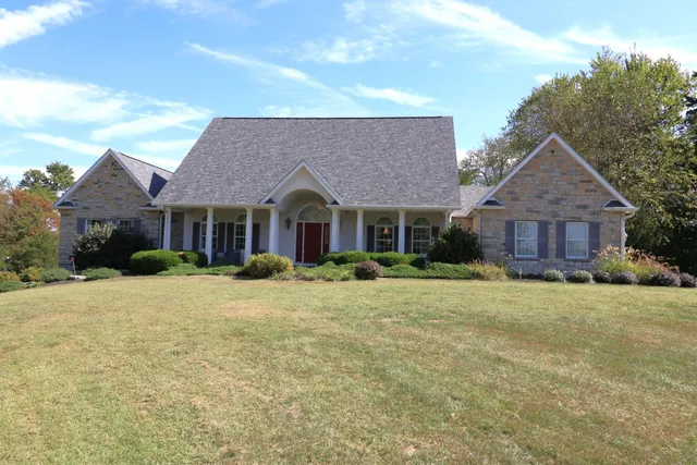 $975,000 | 11668 Highway 129, Batesville, IN 47006
