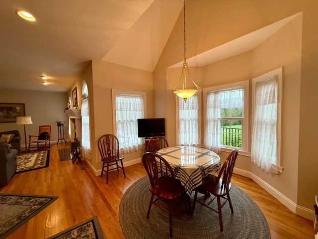 $975,000 | 11668 Highway 129, Batesville, IN 47006