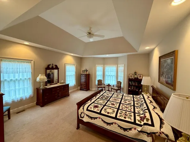 $975,000 | 11668 Highway 129, Batesville, IN 47006