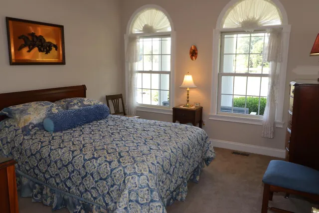 $975,000 | 11668 Highway 129, Batesville, IN 47006