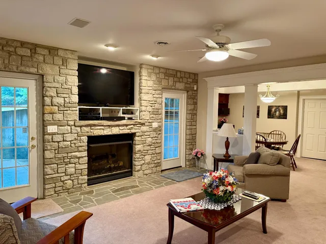 $975,000 | 11668 Highway 129, Batesville, IN 47006