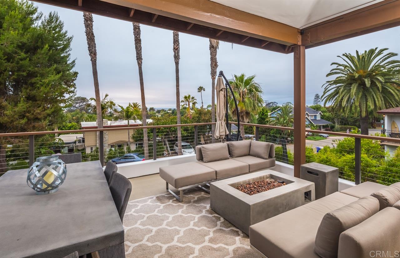 733 Stratford Drive Encinitas, CA 92024 - Photo 8 of 25