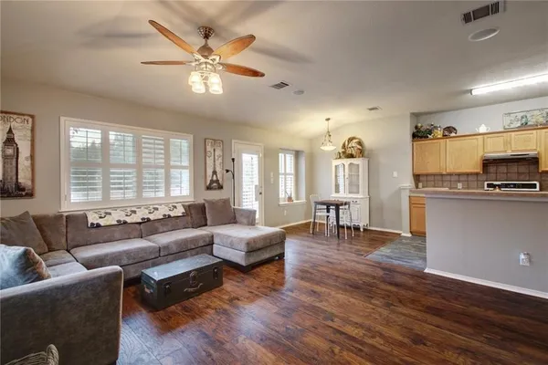 $2,100 | 3303 Cave Dome Path, Round Rock, TX 78681