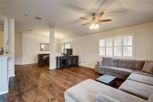 $2,100 | 3303 Cave Dome Path, Round Rock, TX 78681