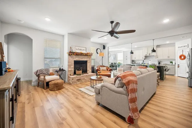 $469,900 | 9533 Wildcat Ridge, Godley, TX 76044