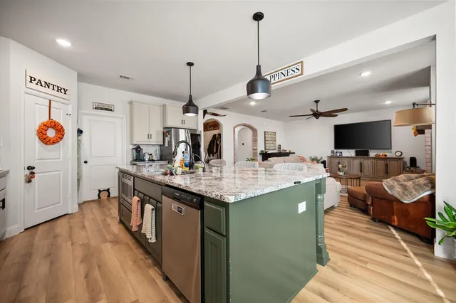 $469,900 | 9533 Wildcat Ridge, Godley, TX 76044