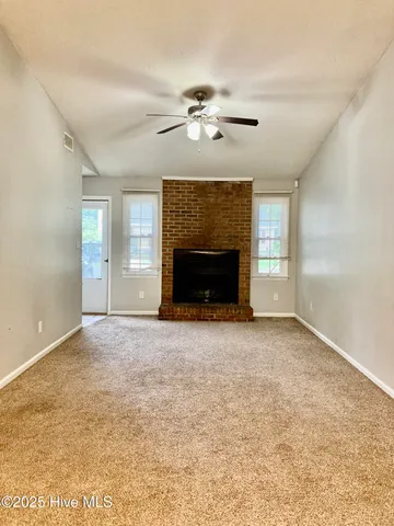 $1,250 | 407 Cedar Creek Drive, Jacksonville, NC 28540