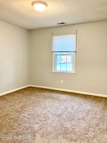 $1,250 | 407 Cedar Creek Drive, Jacksonville, NC 28540