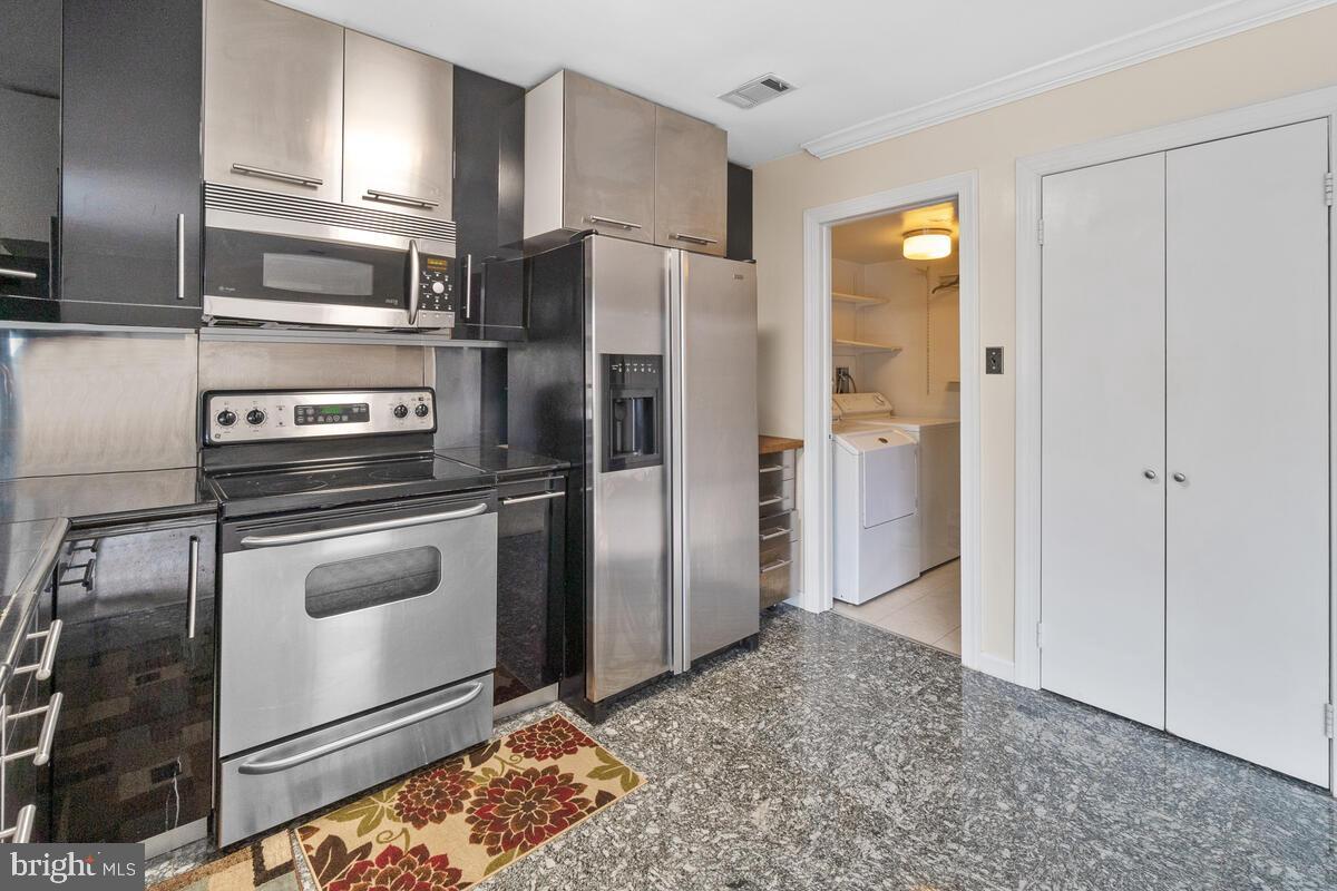 9105 Centerway Road Gaithersburg, MD 20879 - Photo 9 of 34