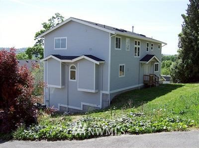 266 Lind Avenue Northwest Renton, WA 98057 - Photo 1 of 1