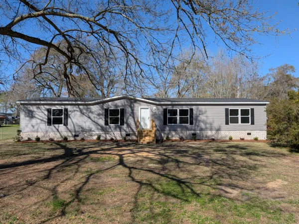 $272,900 | 1284 Pocahontas Circle, Manning, SC 29102