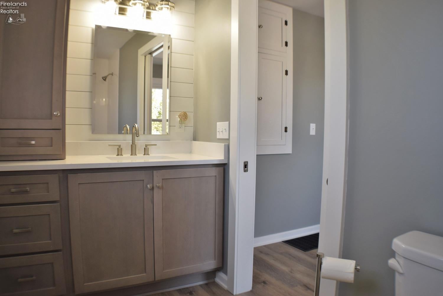 1441 North Curtice Road Oregon, OH 43616 - Photo 30 of 42 Gallery Image 30