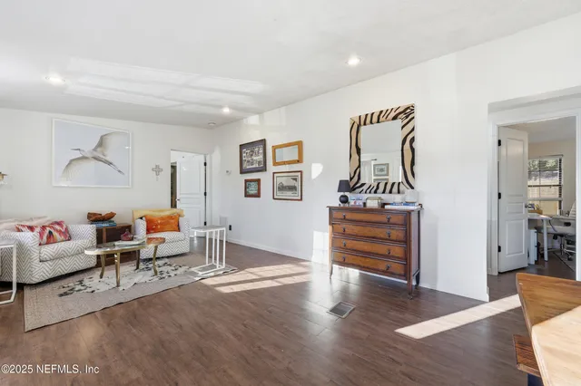 $375,000 | 2040 Alley Road, Jacksonville, FL 32233