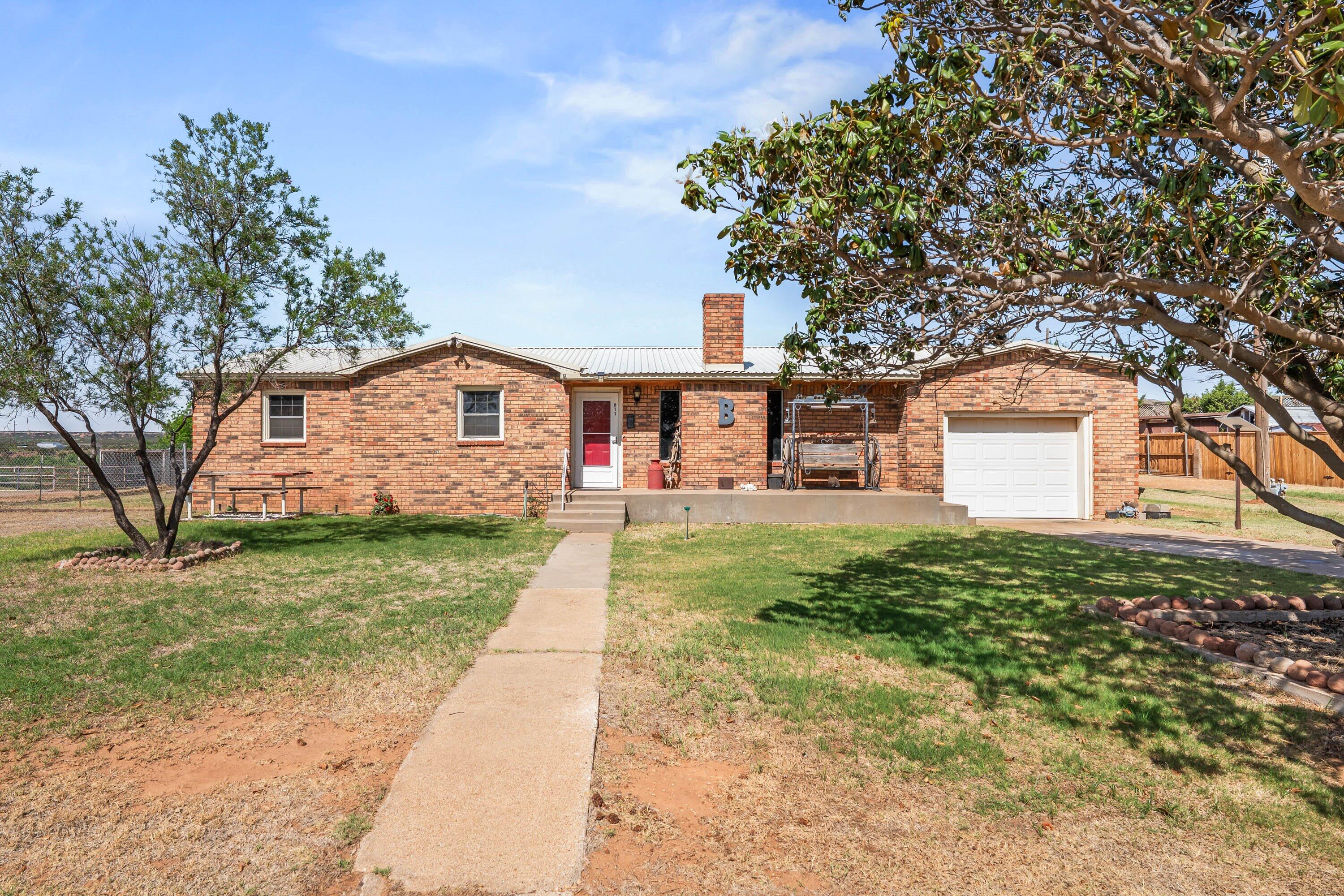 01-611 S Avenue R - Copy