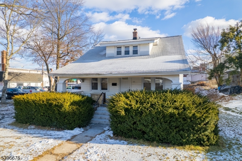 983 Colonial Avenue Union, NJ 07083 - Photo 28 of 28 a front view of a house with garden