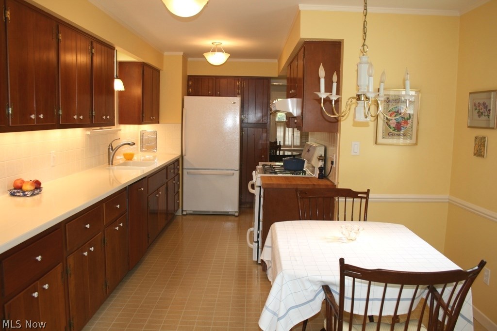 3360 Avalon Road Cleveland, OH 44120 - Photo 9 of 22 Gallery Image 9