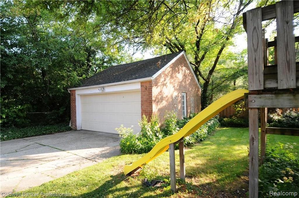 1167 Audubon Road Grosse Pointe, MI 48230 - Photo 31 of 39