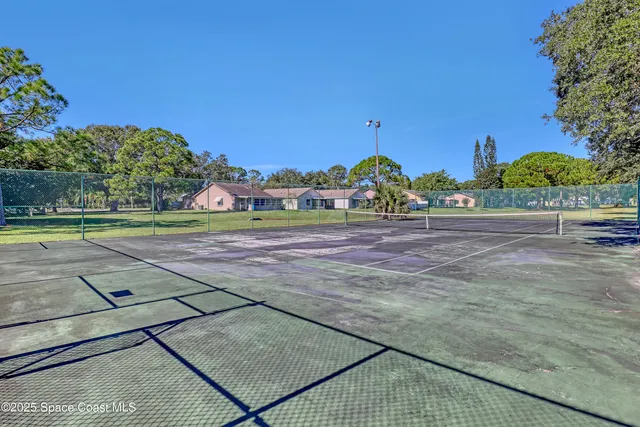 a view of a tennis court