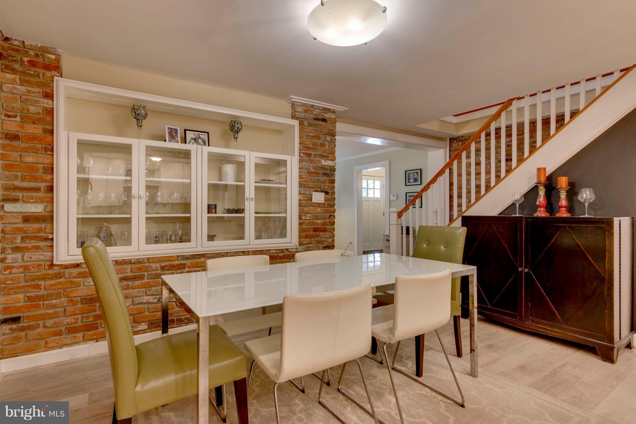 722 Genessee Street Annapolis, MD 21401 - Photo 9 of 29 a view of a dining room with furniture and a window