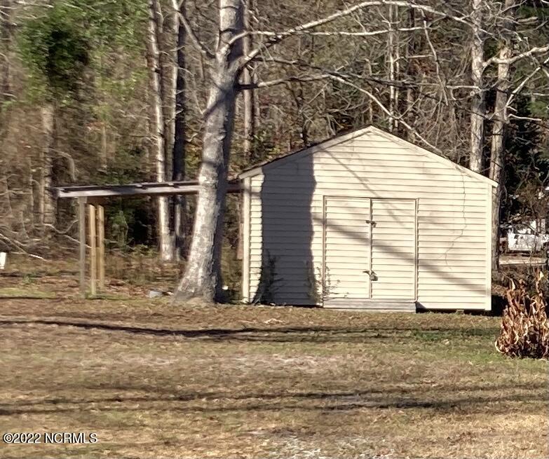 406 Old Pollocksville Road New Bern, NC 28562 - Photo 3 of 5 IMG_3195