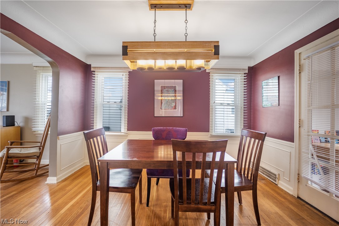 2605 Milton Road Cleveland, OH 44118 - Photo 8 of 44 Gallery Image 8
