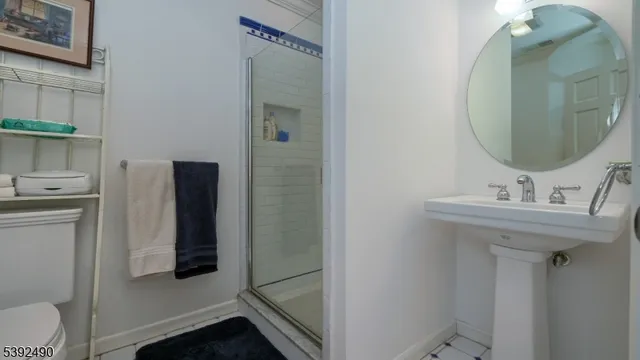 $949,999 | 2 Briarcliff Terrace, Kinnelon, NJ 07405