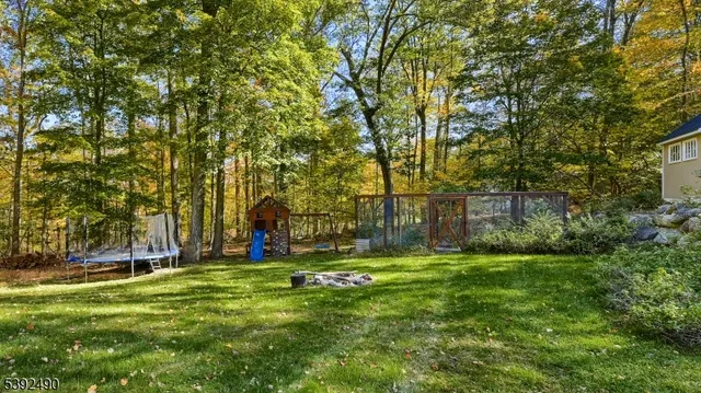 a view of a garden with patio