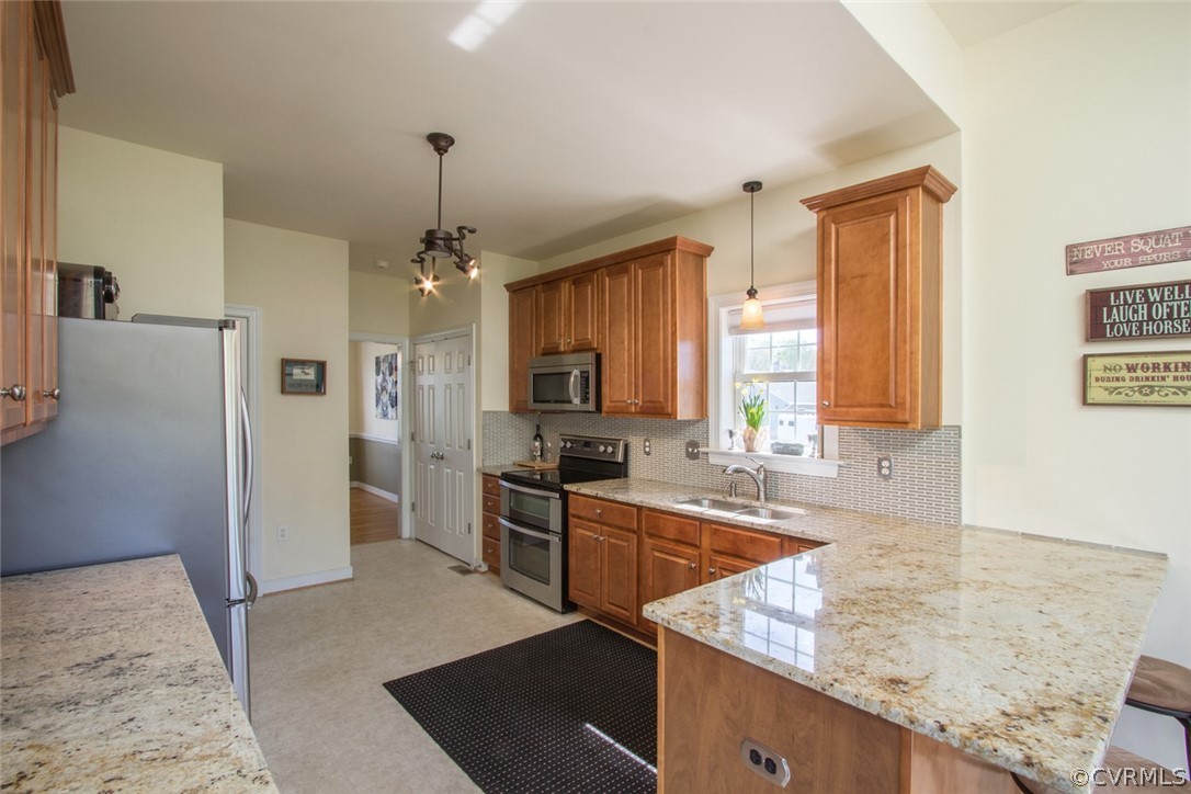 6085 Cartersville Road Powhatan, VA 23139 - Photo 21 of 50 Kitchen with a large pantry and powder room.