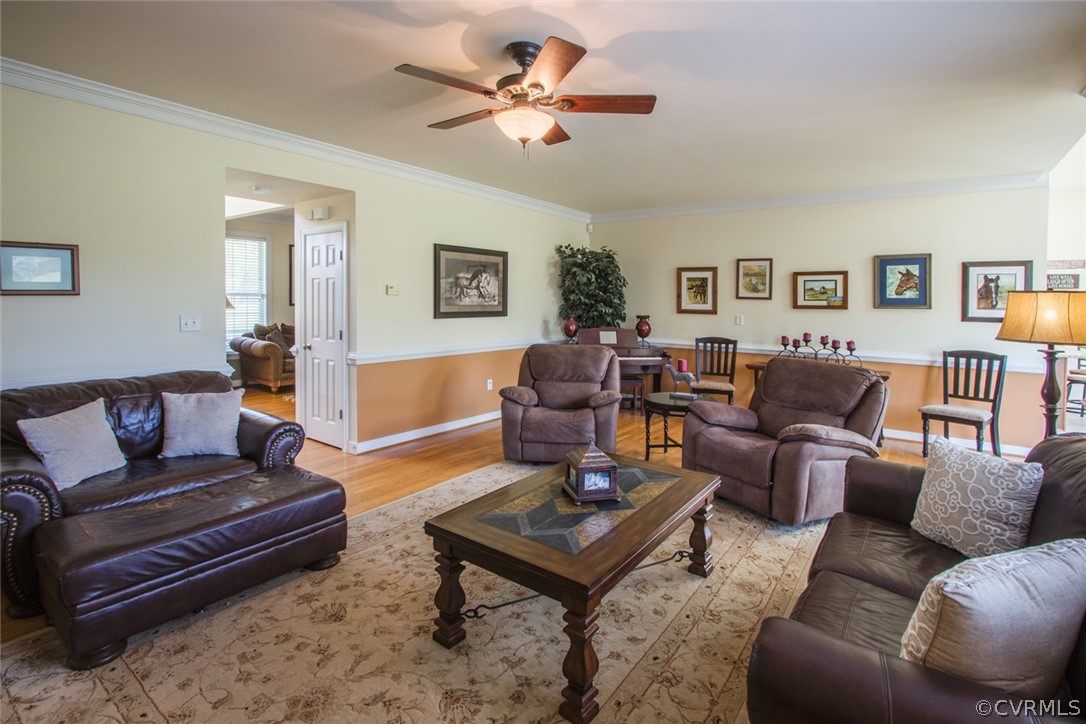 6085 Cartersville Road Powhatan, VA 23139 - Photo 24 of 50 Additional view in the family room.