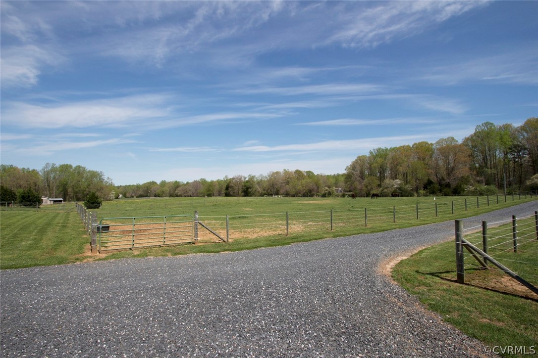 6085 Cartersville Road Powhatan, VA 23139 - Photo 45 of 50 Looking at front pasture from the barn. Driveway