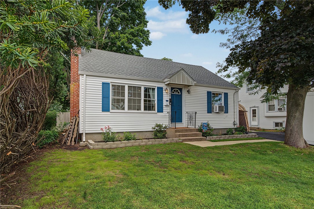 1349 West Shore Road Warwick, RI 02889 - Photo 1 of 42 Gallery Image 1