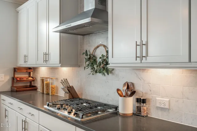 $785,000 | 245 North Crest Drive, Chapel Hill, NC 27517