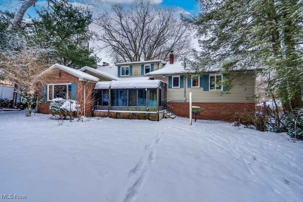 1745 Coventry Road Northeast Massillon, OH 44646 - Photo 4 of 27 Gallery Image 4