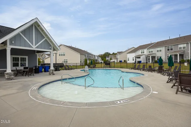 a view of a house with entertaining space