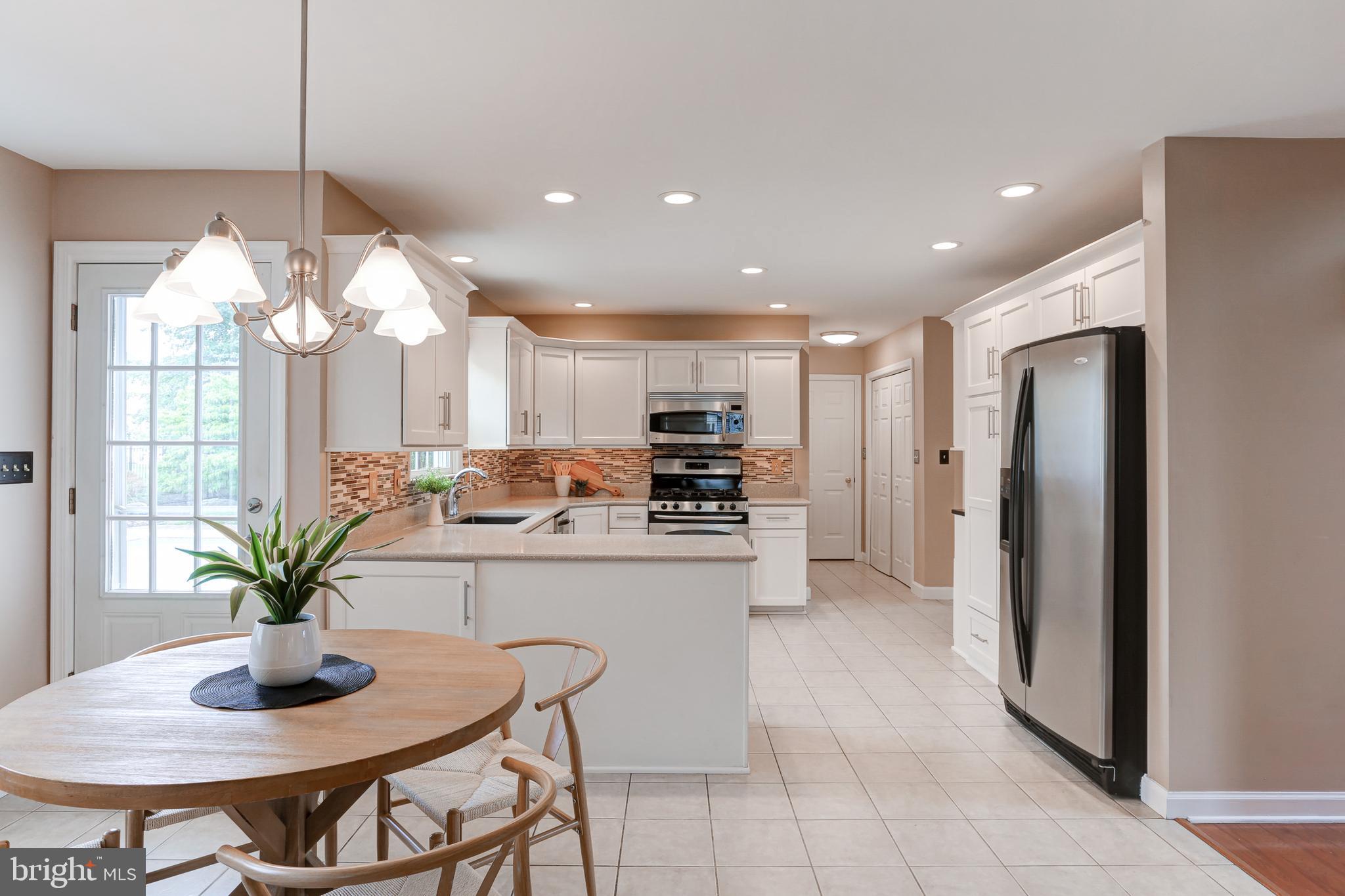 10 Silver Maple Drive Boiling Springs, PA 17007 - Photo 11 of 35