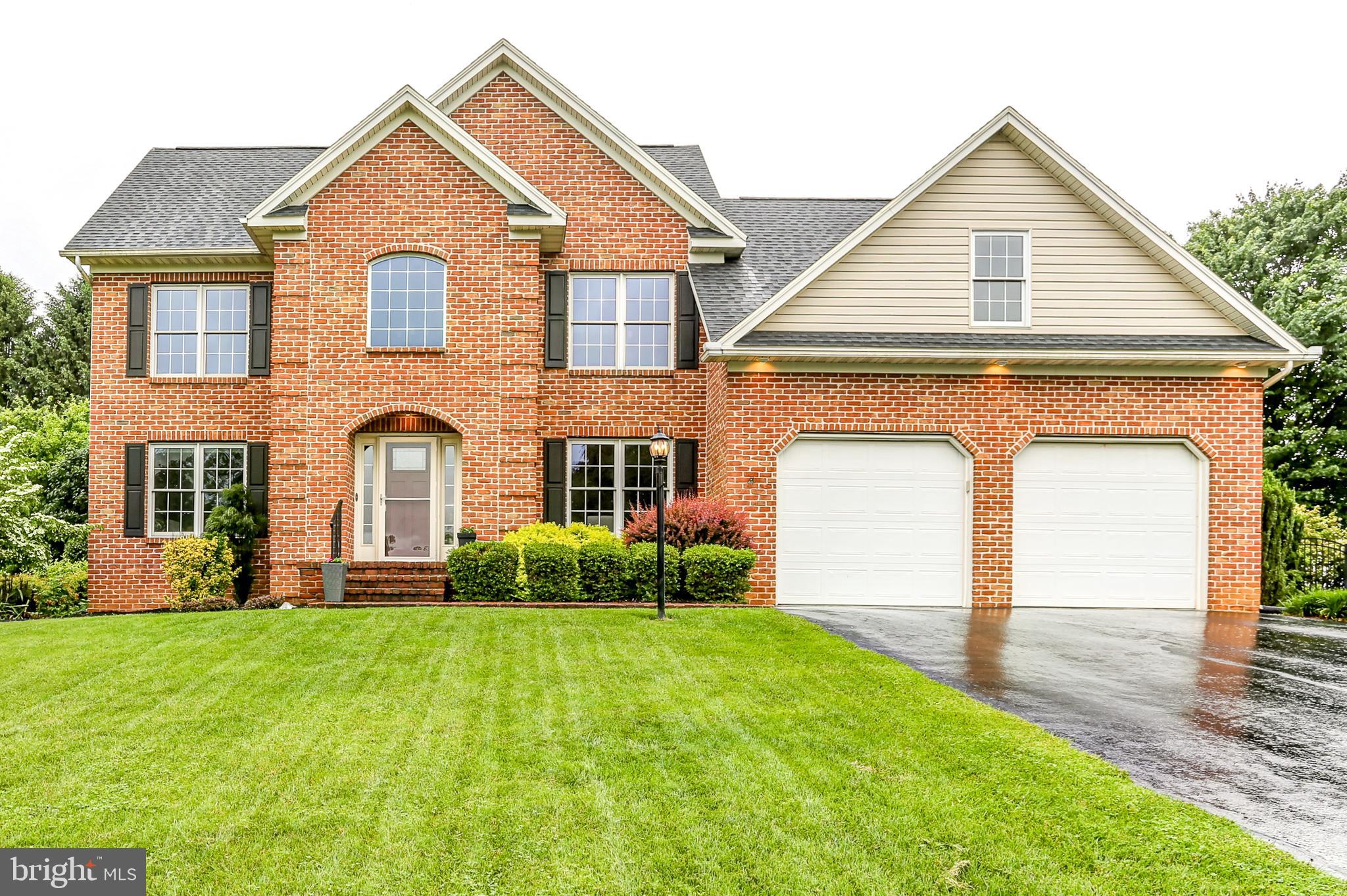 10 Silver Maple Drive Boiling Springs, PA 17007 - Photo 2 of 35