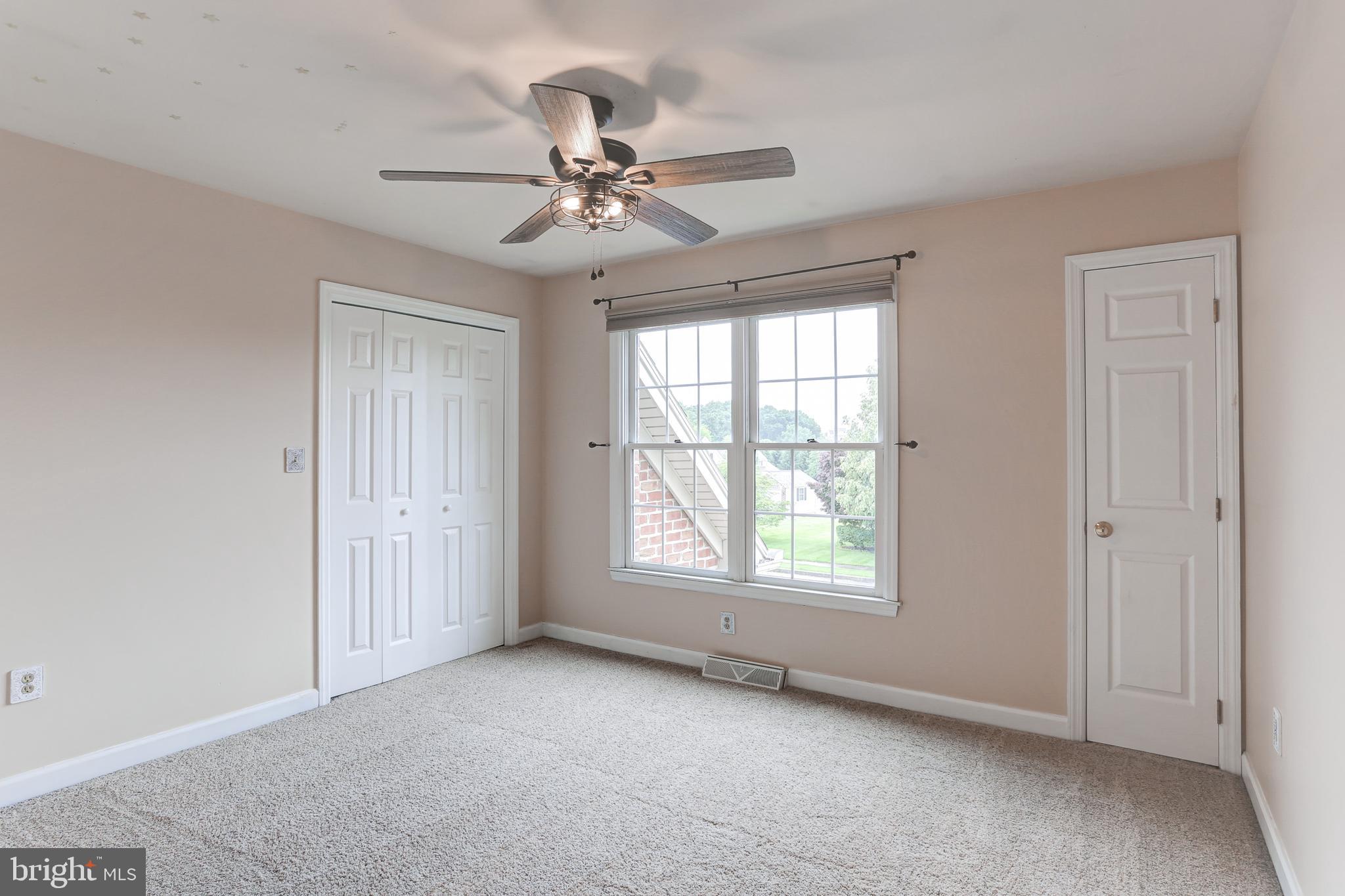 10 Silver Maple Drive Boiling Springs, PA 17007 - Photo 24 of 35