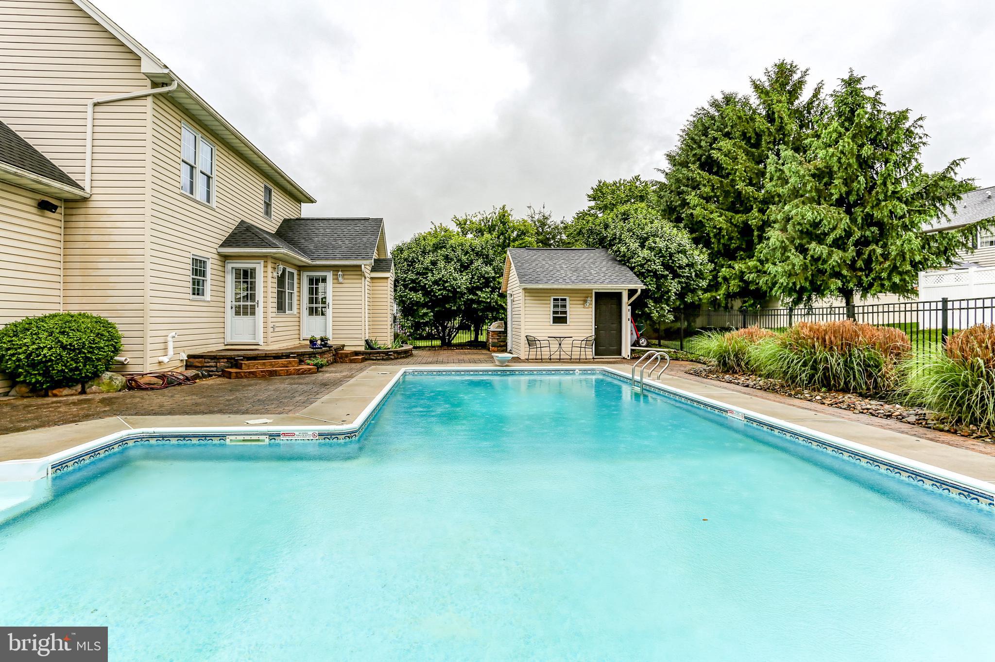 10 Silver Maple Drive Boiling Springs, PA 17007 - Photo 5 of 35