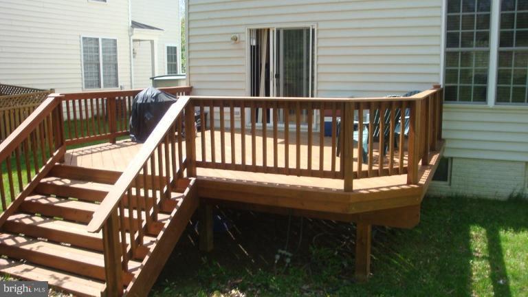 17567 Deweys Run Lane Dumfries, VA 22026 - Photo 19 of 20 a view of deck with a chair